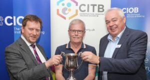 PERFORMANCE AWARD FOR EAMON NOGHER FELIX O’HARE EMPLOYEE
